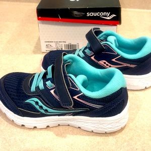 Saucony Cohesion girl shoes.  Size 12 1/2 M
